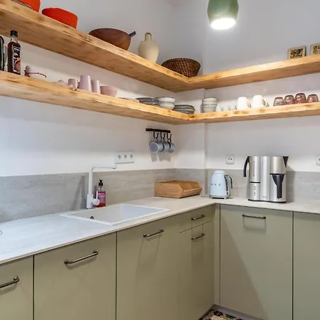 Apartment Gorgeous In Historic Center *