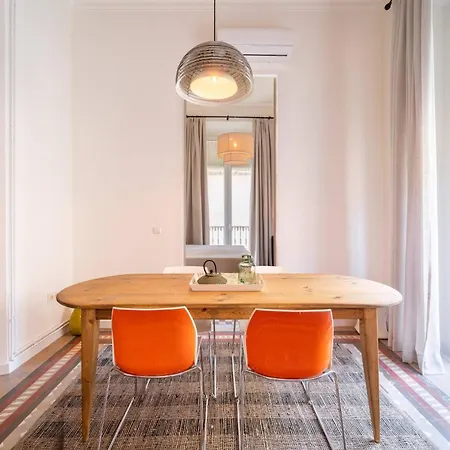 Apartment Gorgeous In Historic Center